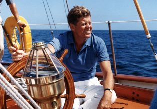 Το ντύσιμο της επιτυχίας του Τζον Φιτζέραλντ Κένεντι