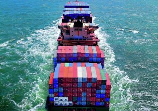 Επανέρχεται στην Ερυθρά Θάλασσα η Maersk