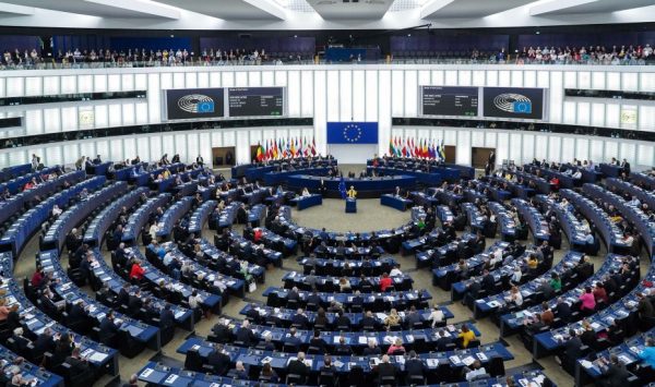 9+1 ερωτήσεις – απαντήσεις για το βέτο στην Ευρώπη