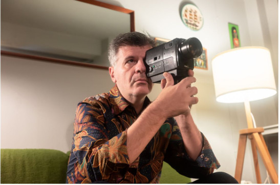 Ο Φοίβος Δεληβοριάς για περιορισμένες εμφανίσεις στο Κύτταρο