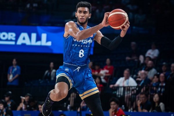 ΣΟΚ: Πέθανε 24χρονος μπασκετμπολίστας (pic)