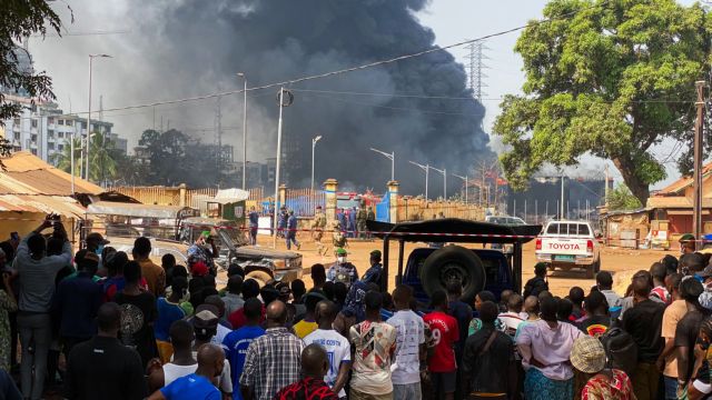 Γουινέα: 23 οι νεκροί και 241 οι τραυματίες από την έκρηξη και πυρκαγιά σε αποθήκη καυσίμων