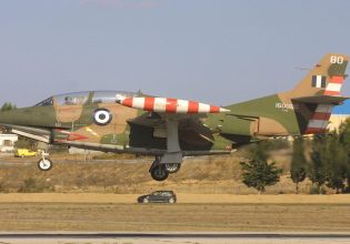 Καλαμάτα: «Έφυγε ο άγγελός μου» – «Ραγίζει» καρδιές η αδερφή του πιλότου που έχασε τη ζωή του