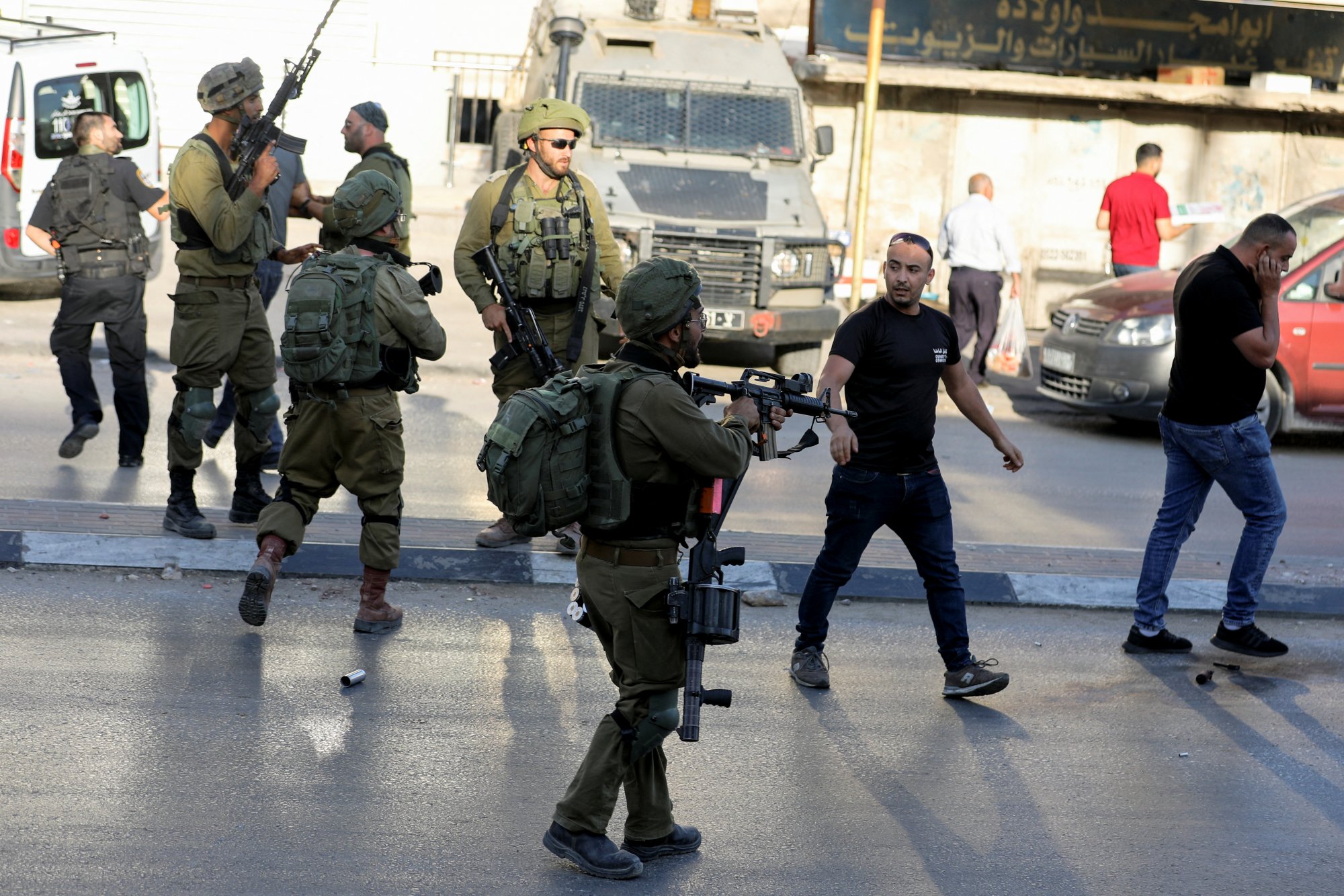 Δυτική Οχθη: Τουλάχιστον 5 Παλαιστίνιοι σκοτώθηκαν από τις ισραηλινές δυνάμεις