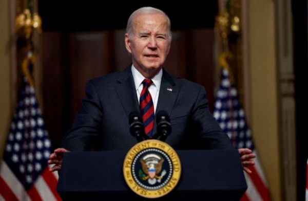 Χένρι Κίσινγκερ: Παρά τις βαθιές «διαφωνίες» τους ο Τζο Μπάιντεν εξαίρει την «οξεία διάνοιά» του