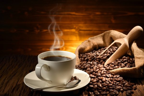 Στους πρωταθλητές οι Έλληνες στην κατανάλωση καφέ – Βραζιλία και Ιταλία γυρίζουν το φλυτζάνι