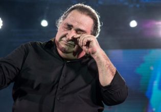 Βασίλης Καρράς: Γιατί δεν ξανατραγούδησε ποτέ το «Δημήτρη χάνομαι»