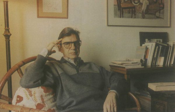 Μένης Κουμανταρέας: Δεν μ’ αρέσει να αισθηματολογώ προς τα πίσω, ούτε να κινδυνολογώ προς τα εμπρός