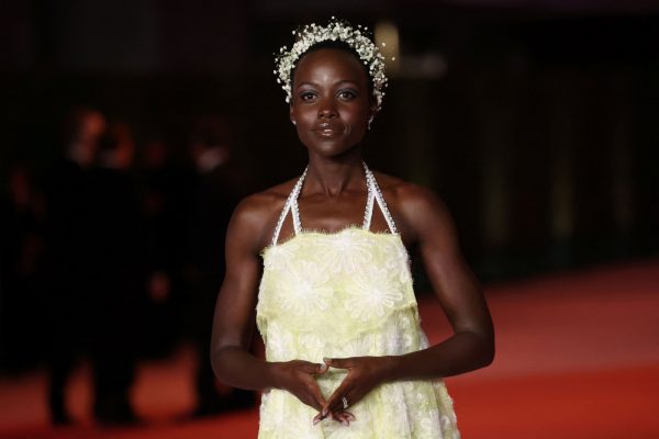 Joshua Jackson και Lupita Nyong’o δεν κρύβονται πια