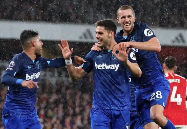 Ο Μαυροπάνος «σόκαρε» την Άρσεναλ (2-0), τεσσάρα της Μπράιτον στην Τότεναμ (4-2)