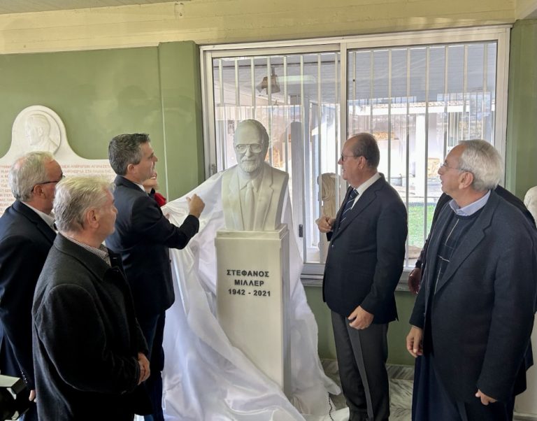 Αποκαλυπτήρια προτομής Στέφανου Μίλλερ στη Νεμέα