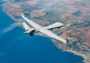 Καναδάς: Αγοράζει 11 στρατιωτικά drones έναντι 1,7 δισ. ευρώ για «σύγχρονο, ευέλικτο στρατό»
