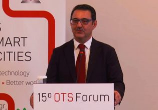 Παμπουκίδης στο OTS Forum: Να καταργηθούν οι σφραγίδες, οι υπογραφές και τα γκισέ στους δήμους