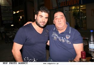 «Ραγίζει καρδιές» το «αντίο» της μητέρας του Παντελίδη στον Καρρά