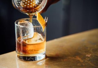 Θέλετε να γίνετε πατέρας; «Mαχαίρι» το αλκοόλ τουλάχιστον τρεις μήνες πριν από τη σύλληψη