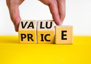 Οι τιμές στα ράφια και γιατί ελληνικά προϊόντα κοστίζουν λιγότερο στο εξωτερικό