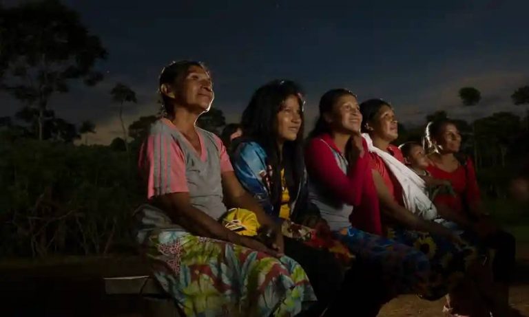 Το πλωτό φεστιβάλ του Αμαζονίου: Οι ιστορίες των αυτόχθονων στην μεγάλη οθόνη