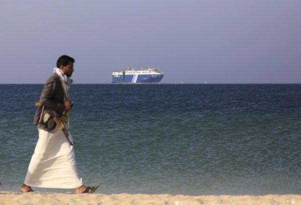 Καζάνι που βράζει η Ερυθρά Θάλασσα – Νέες επιθέσεις των Χούθι σε πλοία