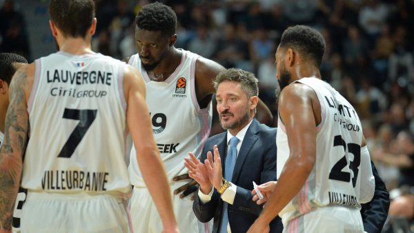 Μεγάλο πλήγμα για τη Βιλερμπάν – Τέθηκε νοκ-άουτ από το ματς με τον Ολυμπιακό! (pic)