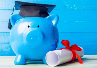 Για μεταρρύθμιση μιλά η κυβέρνηση, για απορρύθμιση οι φοιτητές, για μισές δουλειές οι partners κολλεγίων