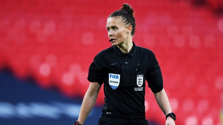 Ιστορική μέρα για την Premier League: Η Ρεμπέκα Γουέλτς «σφυρίζει» στο Φούλαμ-Μπέρνλι