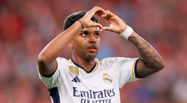 Ο Ροντρίγκο παίζει και για τον Βινίσιους – Το εκπληκτικό σερί του Βραζιλιάνου (vids+pics)