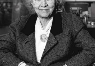 Ζακλίν ντε Ρομιγύ: Αθήνα, ο χώρος όπου επινοήθηκε η δημοκρατία