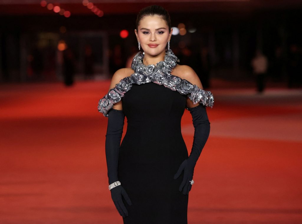Η Selena Gomez επιβεβαίωσε το νέο της ειδύλλιο – Ποιος είναι ο άντρας που της έκλεψε την καρδιά