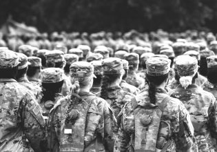 Επιδημία σεξουαλικών κακοποιήσεων στις ΗΠΑ – Στρατολόγοι στην τάξη που δεν είναι… «εντάξει»