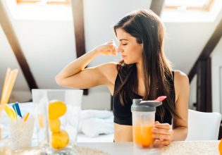 Covid: Έτσι θα ενισχύσουμε το ανοσοποιητικό μας σε 5 απλά βήματα