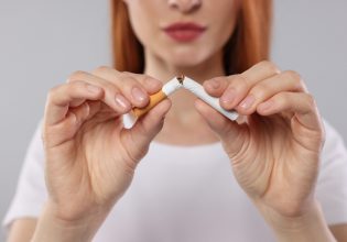 Τσιγάρο: Αυξημένος ο κίνδυνος άνοιας για τους καπνιστές
