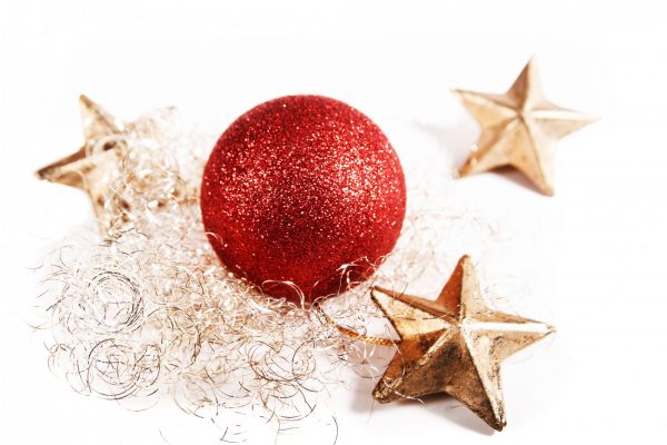 Χριστουγεννιάτικος στολισμός: Κομψές και οικονομικές λύσεις για μικρούς χώρους