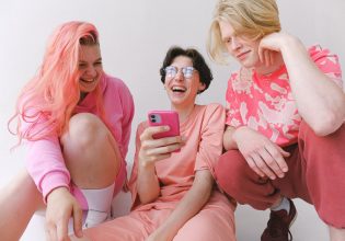 Το ιδανικό smartphone για δώρο