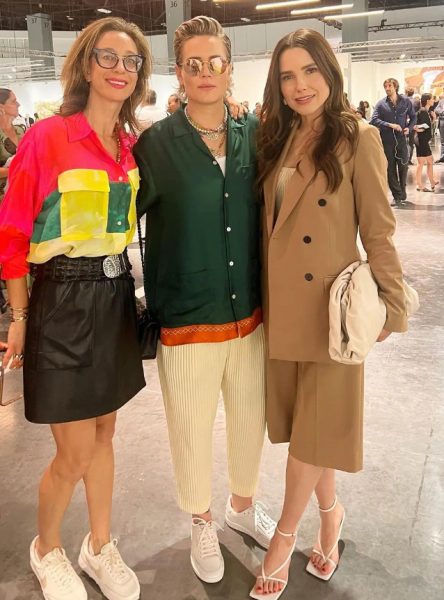 Η Sophia Bush αγκαλιά με την Ashlyn Harris