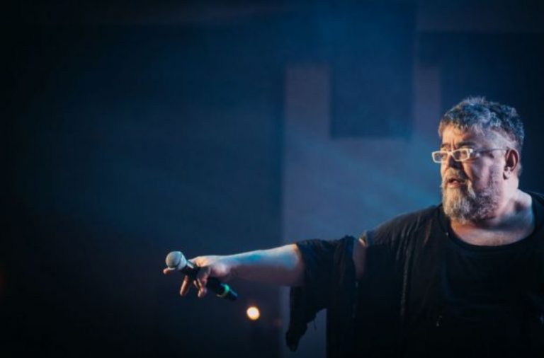 Ο Κραουνάκης απαντά στην Πρωτοψάλτη: «Άμα είσαι δεξιά κουλή σου φταίει η φτωχιά χοντρή»