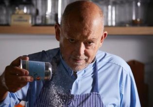 Στέλιος Παρλιάρος: «Έλεγαν να μην έρχονται στο μαγαζί μου γιατί θα κολλούσαν AIDS – Το έκλεισα»