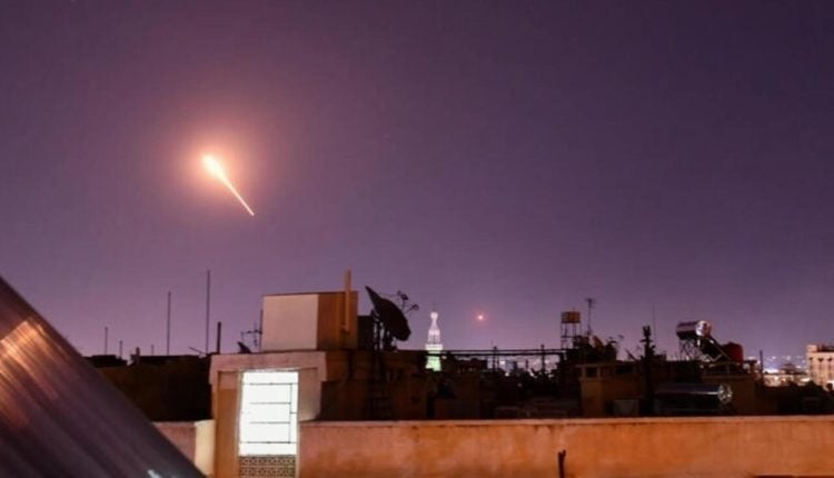 Συρία: Αεροπορικές επιθέσεις του Ισραήλ σε στόχους στα περίχωρα της Δαμασκού