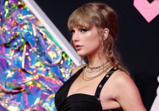 Η Τέιλορ Σουίφτ γιόρτασε με ένα μικροσκοπικό μαύρο φόρεμα τα γενέθλιά της