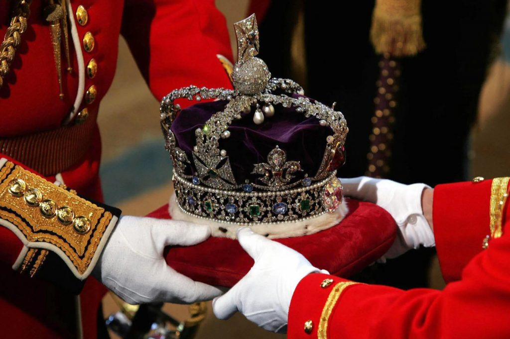 Ένα διαζύγιο, ένας έρωτας και μια φυγή – Ποιο ήταν το μεγαλύτερο σκάνδαλο της βρετανικής μοναρχίας