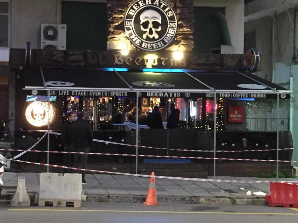 Θεσσαλονίκη: Ακαριαίος ο θάνατος του αστυνομικού – Πήγε να τους χωρίσει και τον σκότωσε με το μαχαίρι