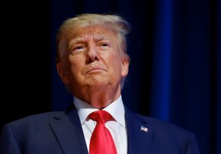 Ντόναλντ Τραμπ: Παραμένει στα ψηφοδέλτια για τις προκριματικές εκλογές στο Μίσιγκαν