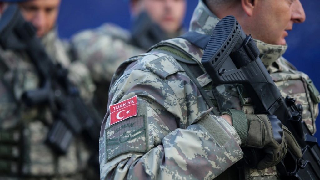 Ξεκινά δικαστική έρευνα για τα τεκταινόμενα στη Σχολή Πεζικού – Η ανακοίνωση του τουρκικού υπουργείου Άμυνας
