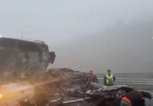 Τουρκία: Συγκλονιστικό τροχαίο με 11 νεκρούς και 54 τραυματίες στο Μαρμαρά