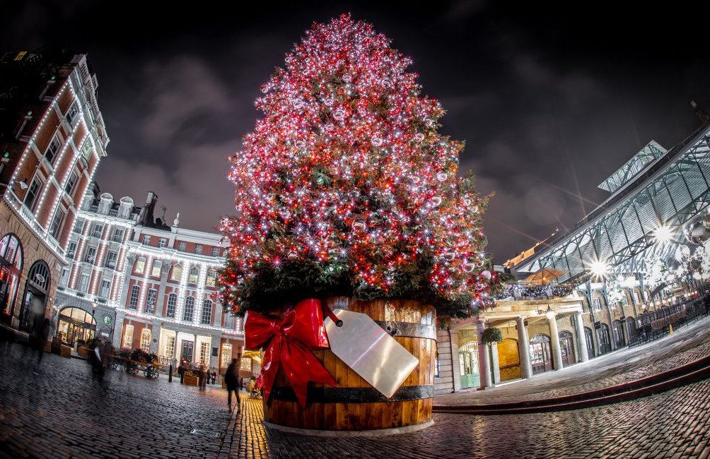 Μια Χριστουγεννιάτικη Ιστορία – Ποια πρωτεύουσα επιλέχθηκε ως ο καλύτερος προορισμός για τις φετινές γιορτές;