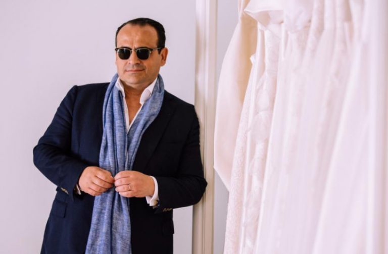 Βασίλης Ζούλιας: «Τη δεκαετία του ’80, τα χρήματα πήγαιναν στην τράπεζα μέσα σε κούτες και σακούλες»