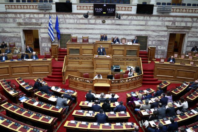 Βουλή: Ψηφίζεται σήμερα το φορολογικό νομοσχέδιο – Αναμένονται βελτιωτικές τροποποιήσεις