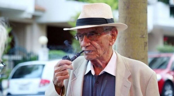 Βασίλης Βασιλικός [1934 – 2023] – Η άμμος στα γρανάζια του κόσμου