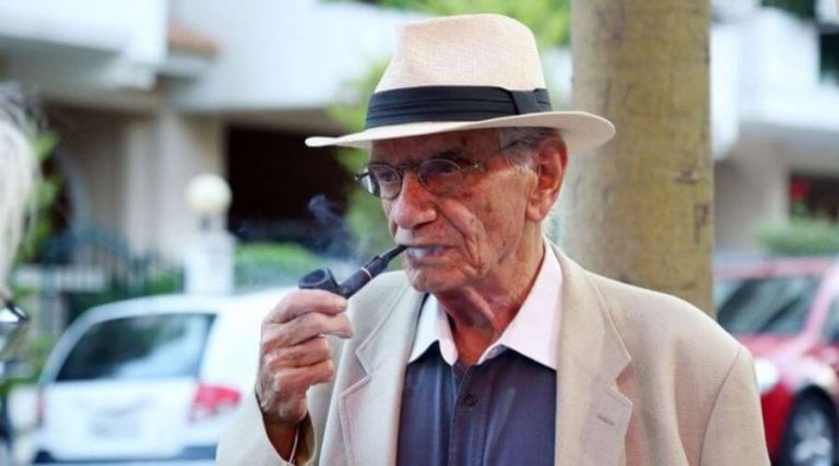 Βασίλης Βασιλικός [1934 – 2023] – Η άμμος στα γρανάζια του κόσμου