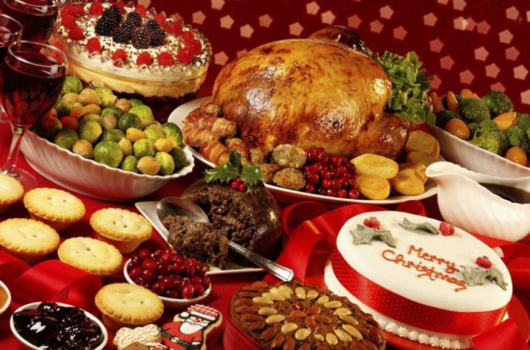 ΕΣΕΕ: Έως 11,4% ακριβότερο φέτος το κόστος του χριστουγεννιάτικου τραπεζιού