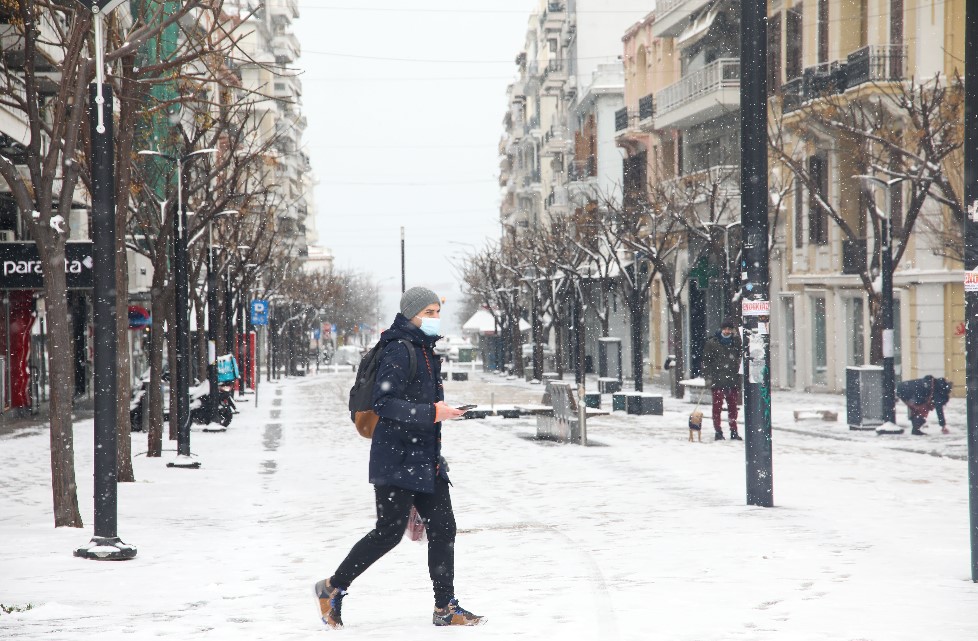 Σάκης Αρναούτογλου: Η πιθανότητα χιονόπτωσης στη Θεσσαλονίκη το Σαββατοκύριακο είναι αρκετά μεγάλη